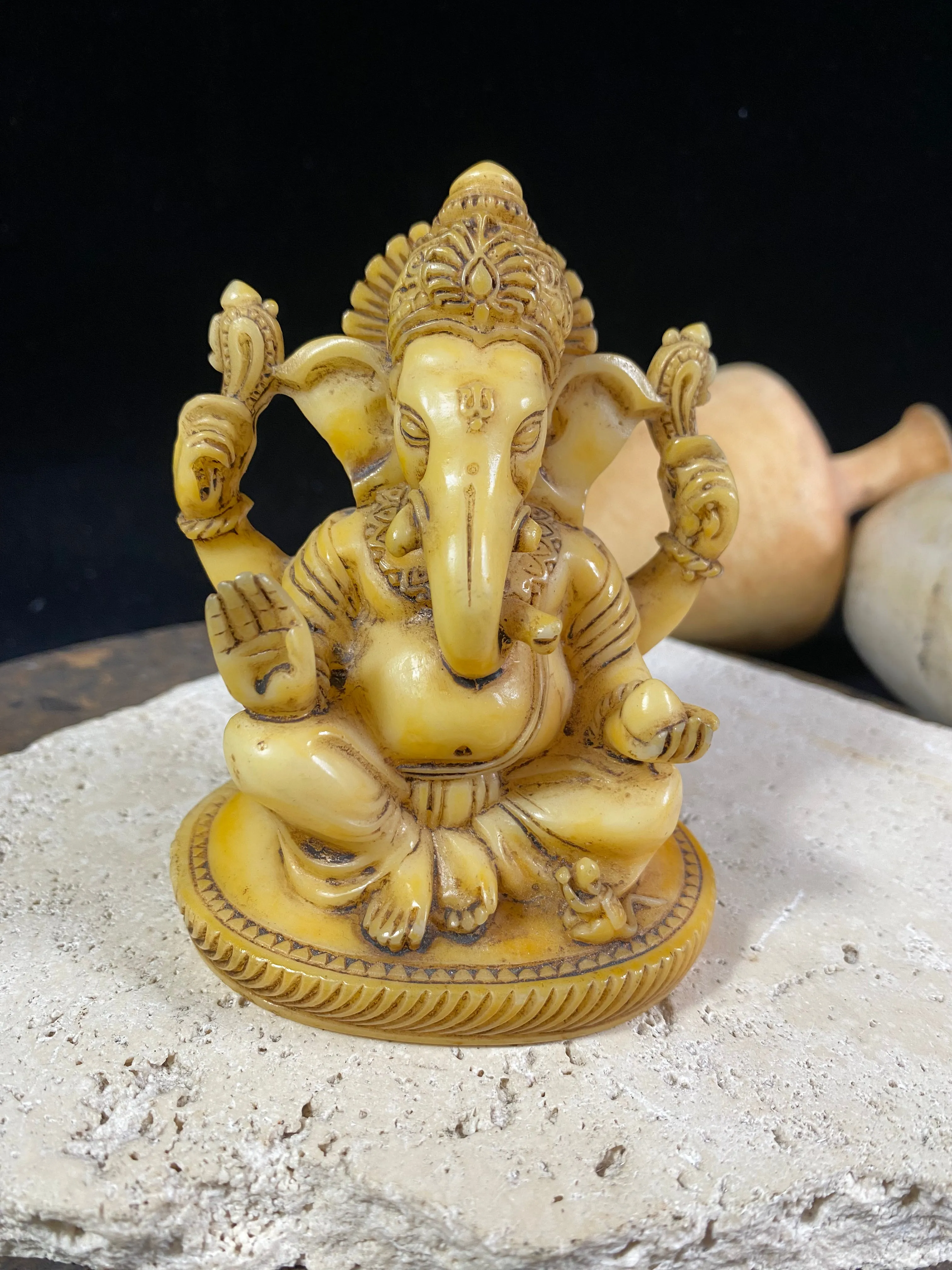 Cream Resin Ganesh Statue - Small