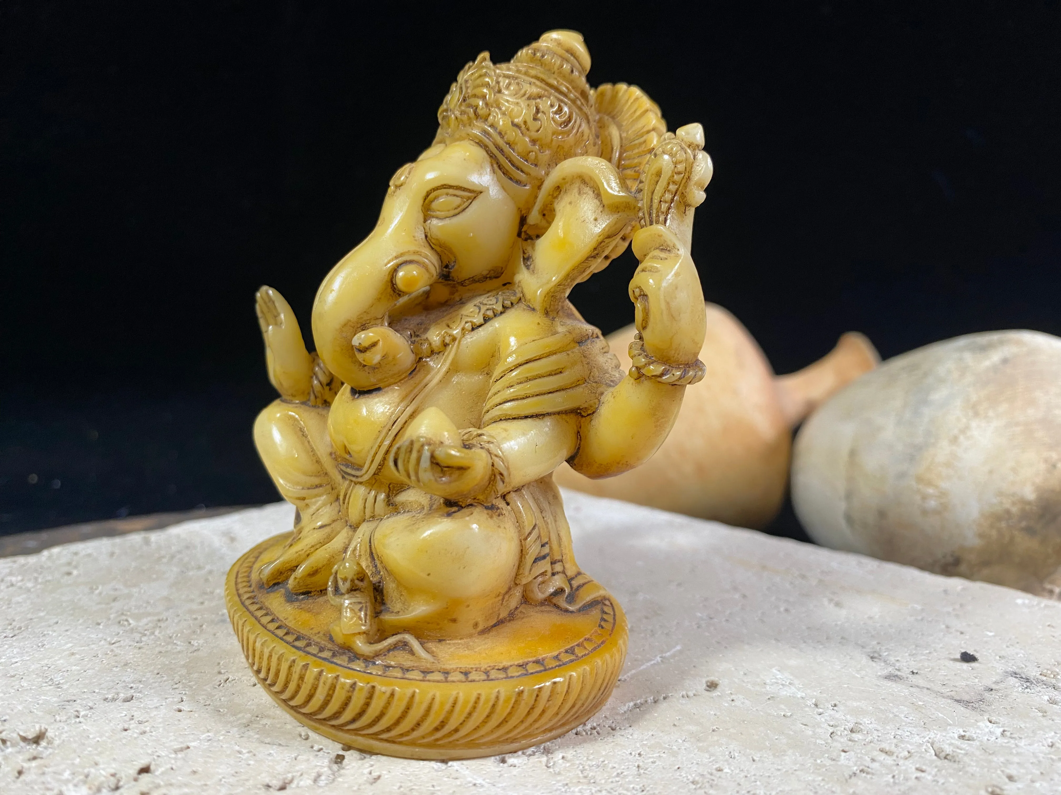 Cream Resin Ganesh Statue - Small