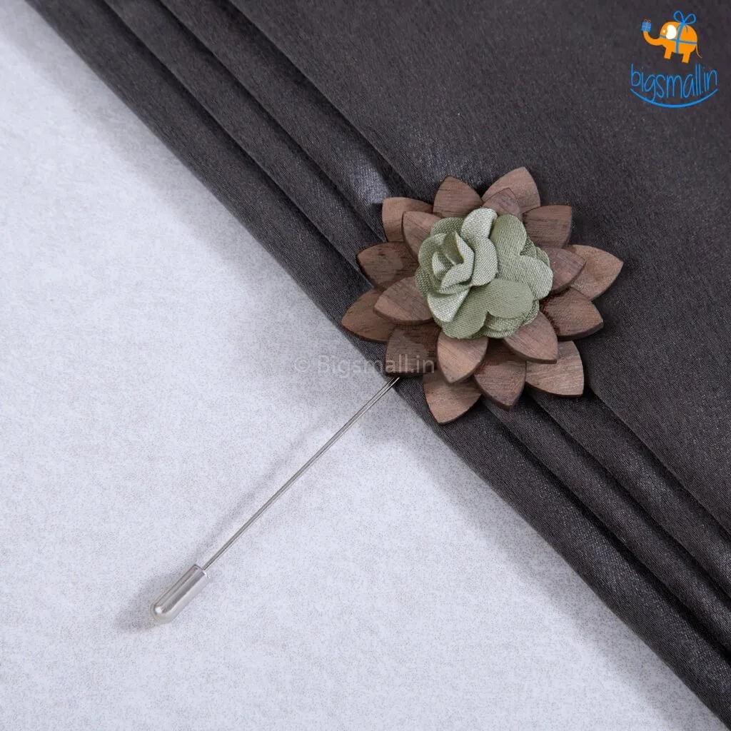 Flower Wooden Brooch