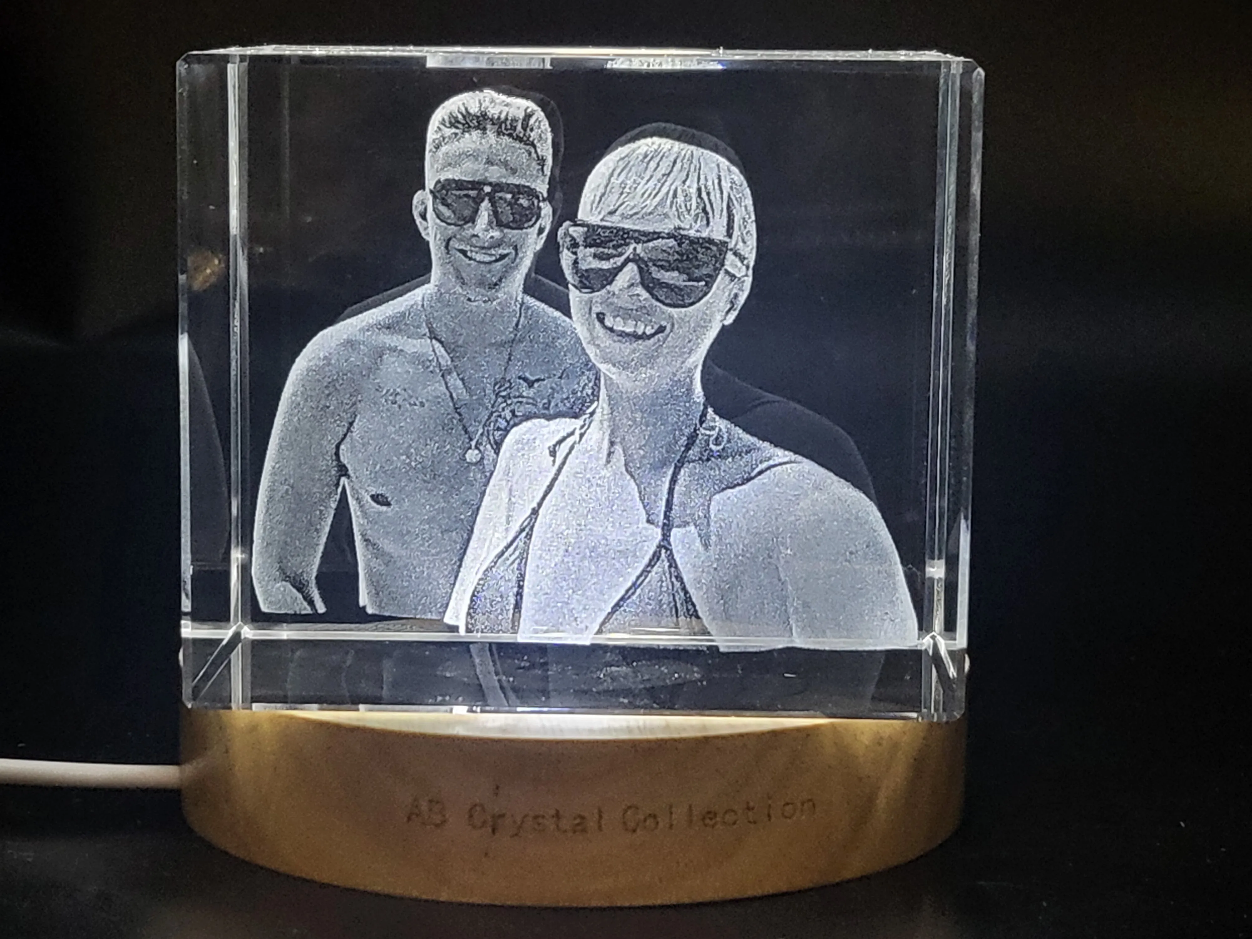 Personalized 3D Crystal Photo Gifts - Made in Canada