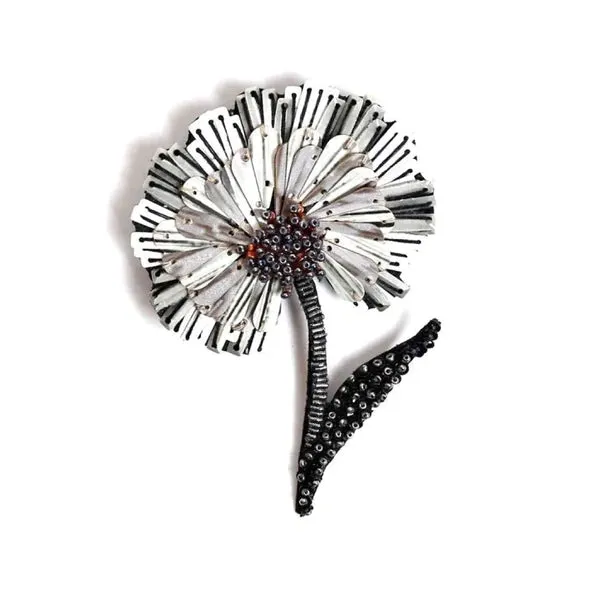 Trovelore | Ruffle Flower Brooch